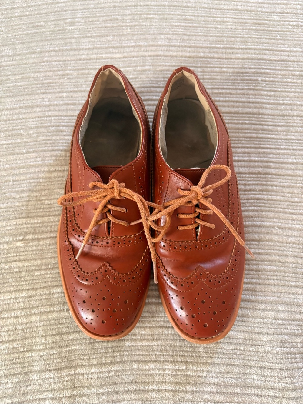 Wanted shoes eyelet oxfords in tan/terracotta/redwood
